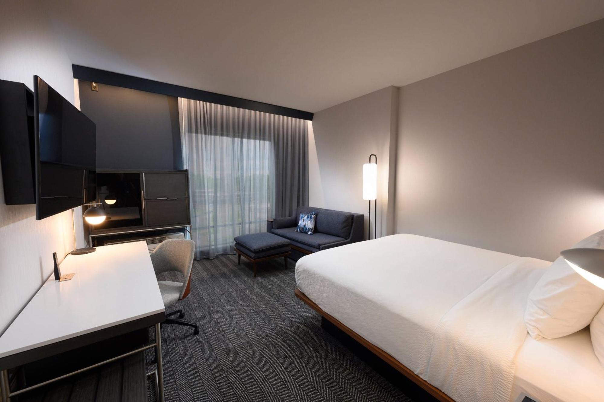 Courtyard By Marriott Charlotte Waverly バレントン エクステリア 写真